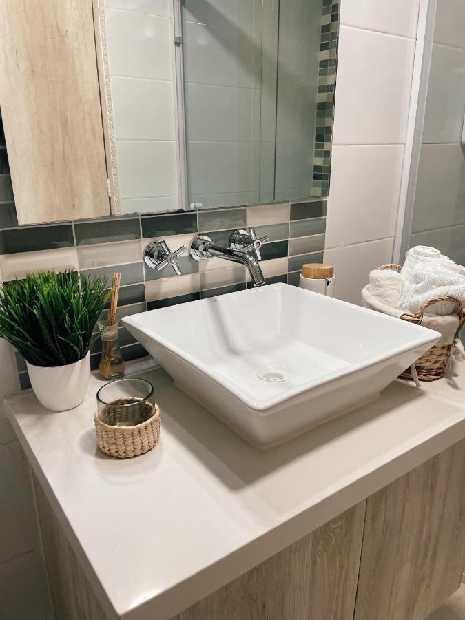 Hermoso Departamento Nuevo A 50 Metros De Playa!! Manzanillo Kültér fotó
